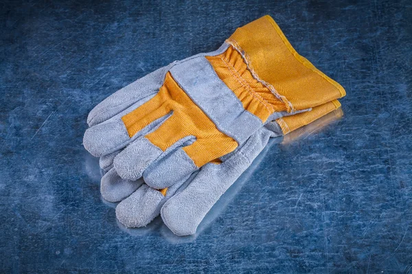Pair of safety working gloves