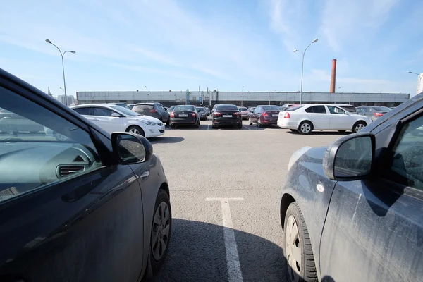 image of a car parking in Moscow