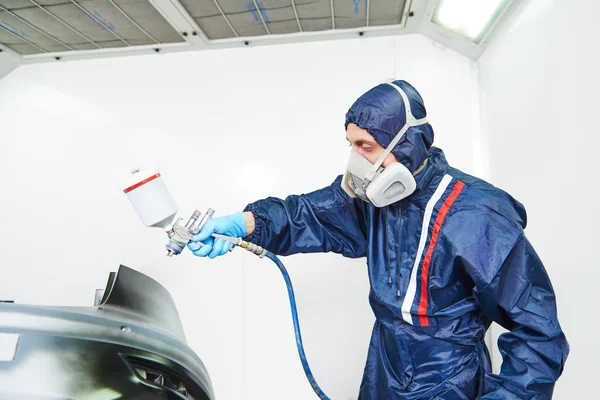 Car painting in chamber