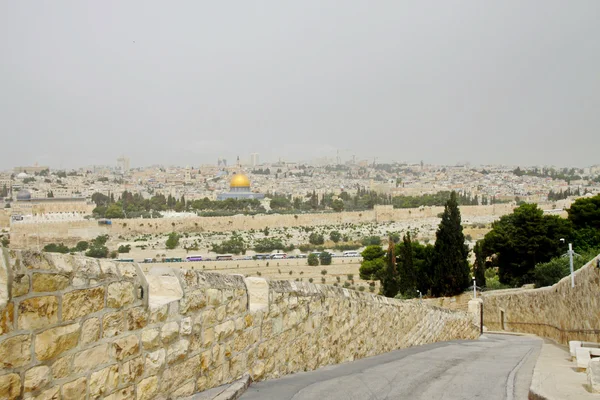 The way to Temple Mount