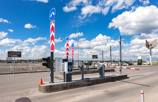 Checkpoint by the car parking in the terminal Samara Kurumoch Ai