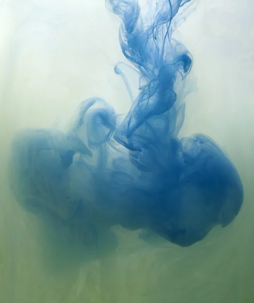 Mixing acrylic paints in water