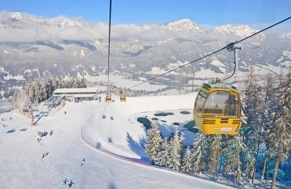 Cabin ski lift.  Ski resort Schladming . Austria