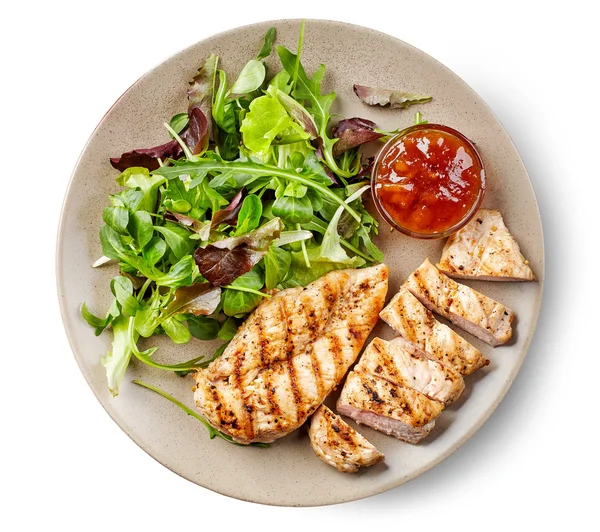 Green salad and grilled chicken fillet