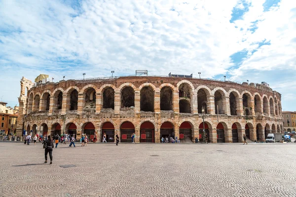 Verona Arena in Verona, Italy - 图库照片bloodu