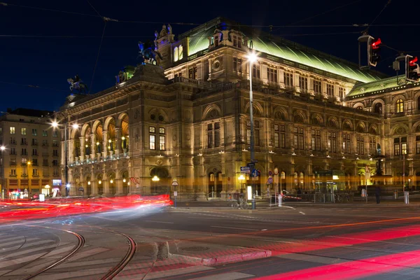 Vienna state opera at night