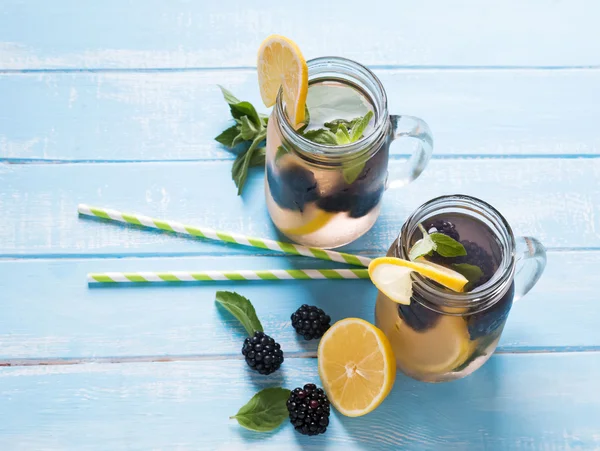 Detox water with blackberry and lemon