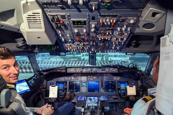 Pilot Flight Deck