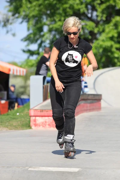 Aggressive inline rollerblading skate contest in Moscow