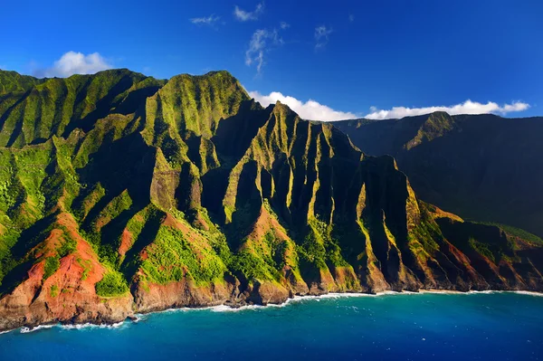 View of spectacular Na Pali coast