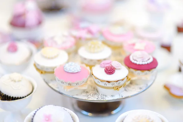 Delicious cupcakes for wedding
