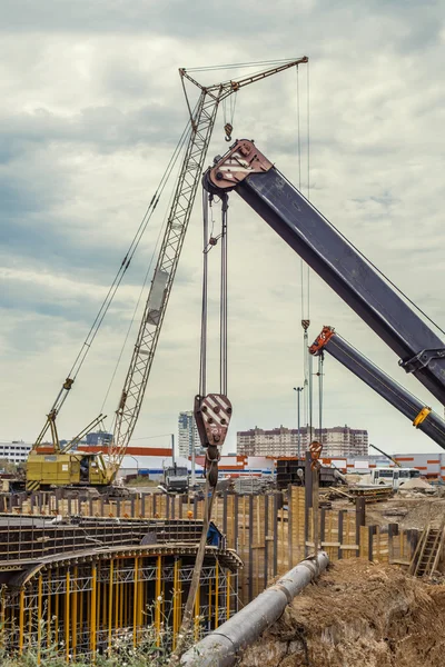 The construction of the underground tunnel.