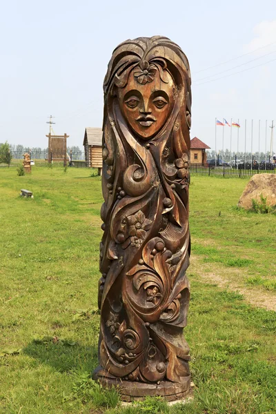 Wooden sculpture based on Pushkins fairy tales.