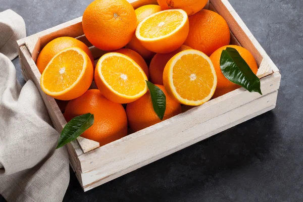 Fresh orange fruits box