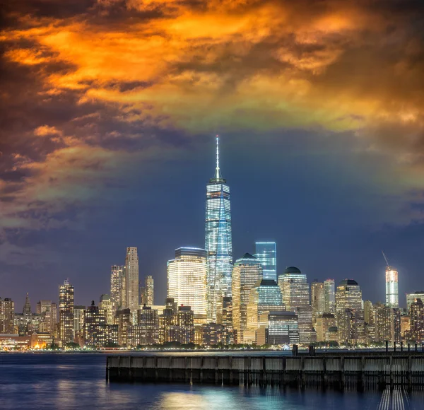 Lower Manhattan night skyline.