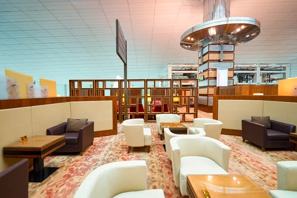 Emirates business class lounge