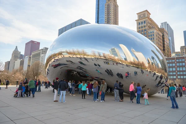 Cloud Gate at daytime