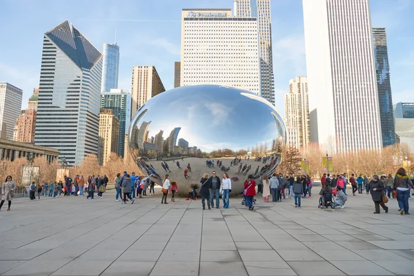 Cloud Gate at daytime