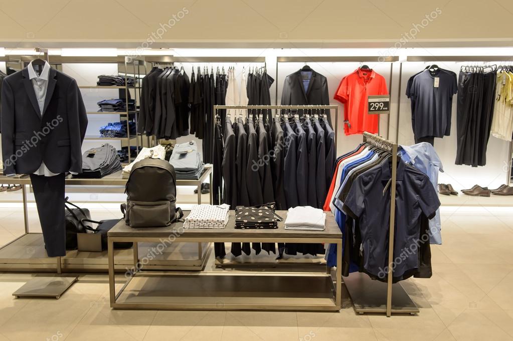 Zara store interior Stock Editorial Photo © teamtime 93809980