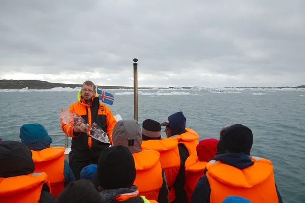 Tour on the glacial lake