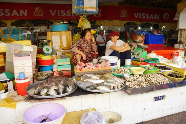 Women selling fish