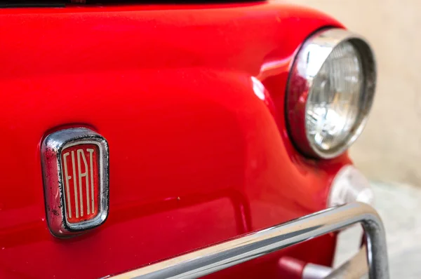 Vintage Fiat 500L front