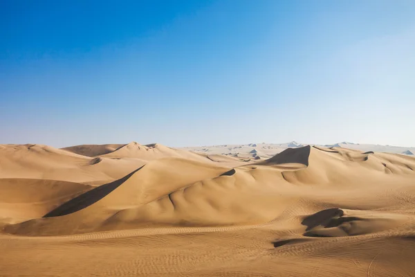 Huacachina desert dunes