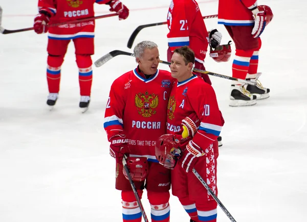 V. Fetisov (2) and P. Bure (10)