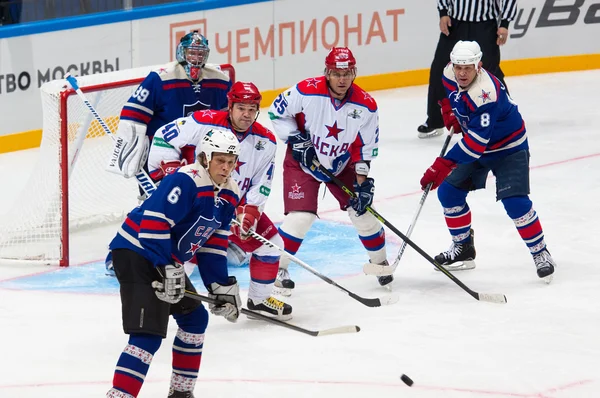 A. Kovalenko (40) and V. Zelepukin (25) in attack