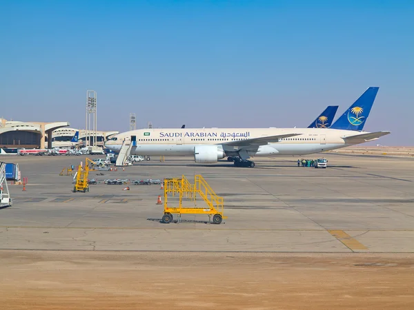 Planes preparing for take off