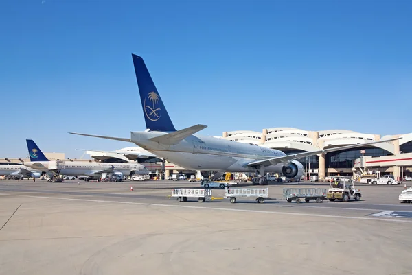 Planes preparing for take off at Riyadh