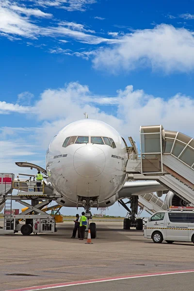 Emirates B-777 preparing for departure