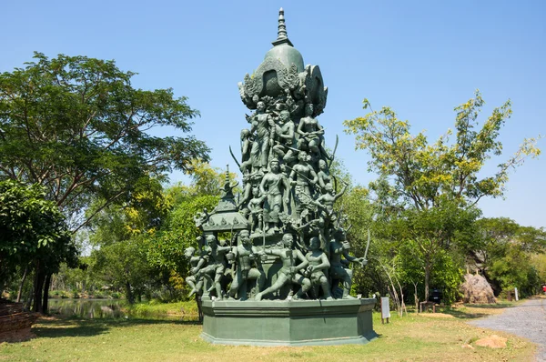 Statue in Mueang Boran