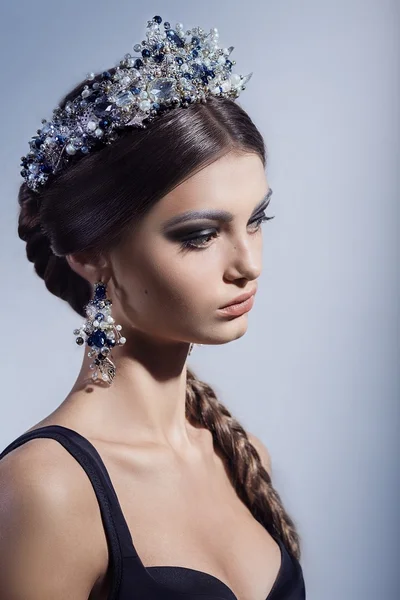 Beautiful woman in jewelry crown