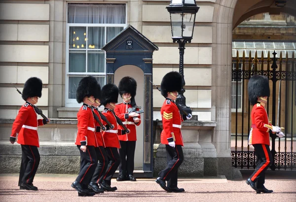 British Royal guards near Buckingham Palace