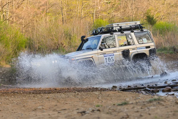 Enduro off-roading in five-day race Russian rally 2014