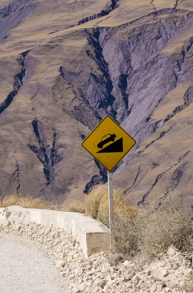 Steep descent sign