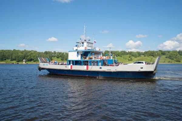 Self-propelled cargo-passenger river ferry \