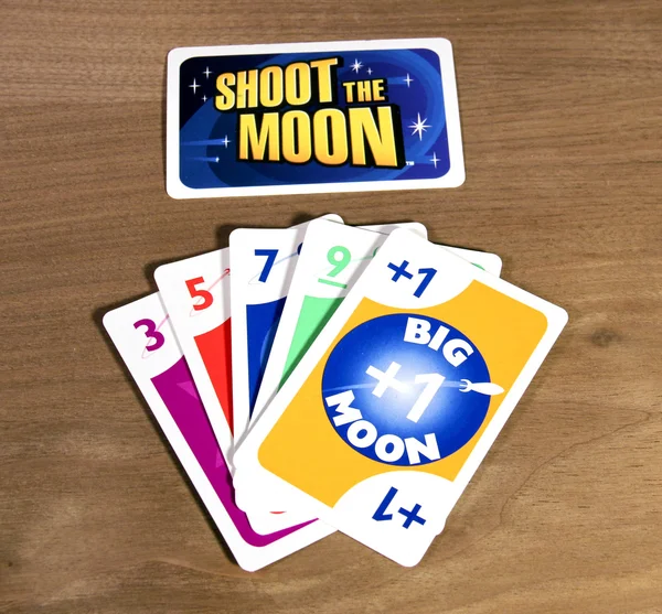 Shoot th Moon Card Game