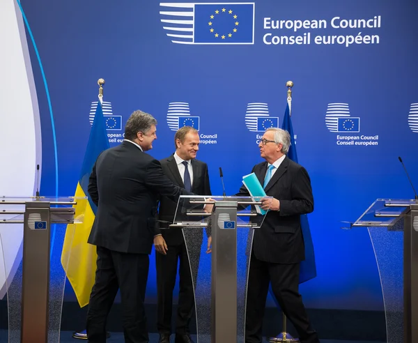 Petro Poroshenko, Jean-Claude Juncker and Donald Tusk