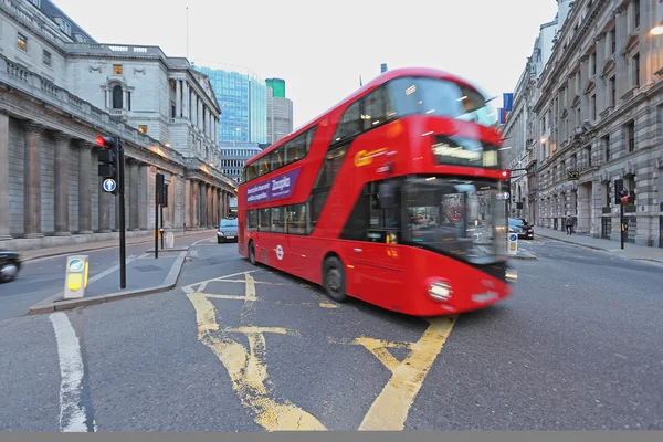 New London Bus