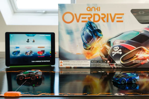 Anki Overdrive - modern toy car racing