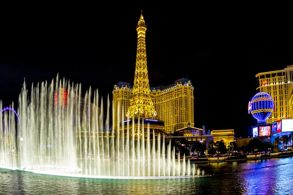 Las Vegas Hotel Paris with half scale, 541-foot
