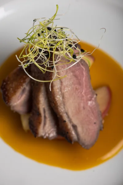 Glazed duck fillet on fried apple and mango sauce - Gourmet Food