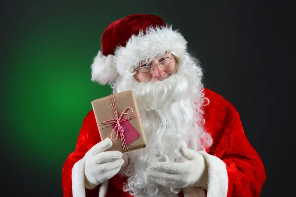 Santa Holding Present