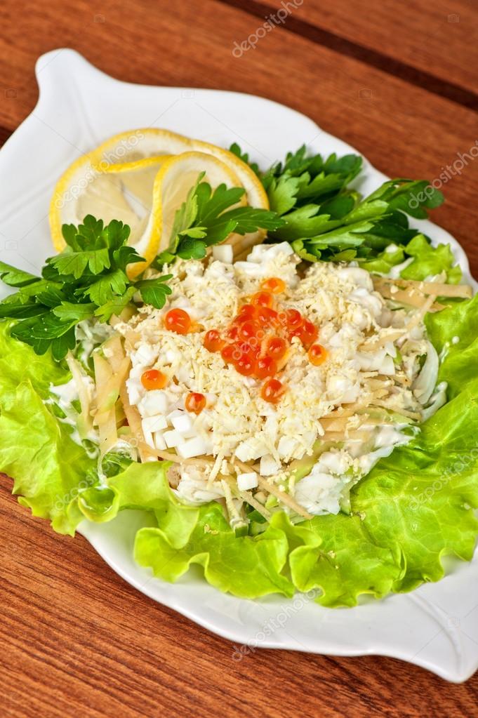 Салат с яблоками сыром и яйцами Салат с яблоками сыром и яйцами
