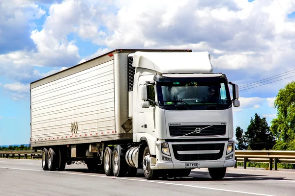 Semi-trailer truck Volvo FH12