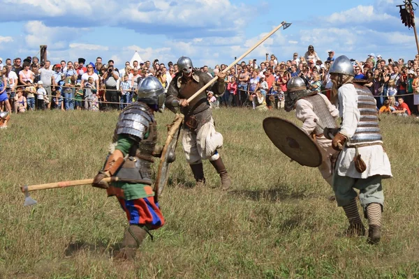 Free Medieval battle show Voinovo Pole (Warriors\' Field)