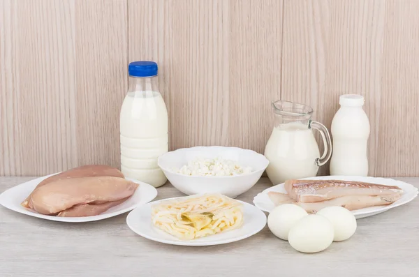 Dairy and meat foods that contain protein