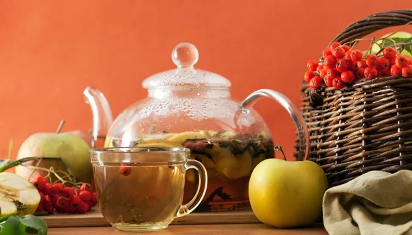 Tea and apples